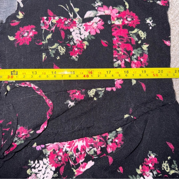 Torrid Floral Tunic Top Dress Size 1 Black Pink Flowers 3/4 Sleeve Rayon Spandex - Picture 10 of 11